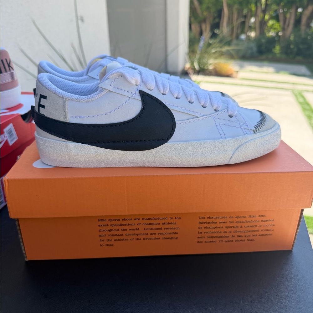 Nike White Low-Top Sneakers with Black Swoosh Brand New Never Worn!